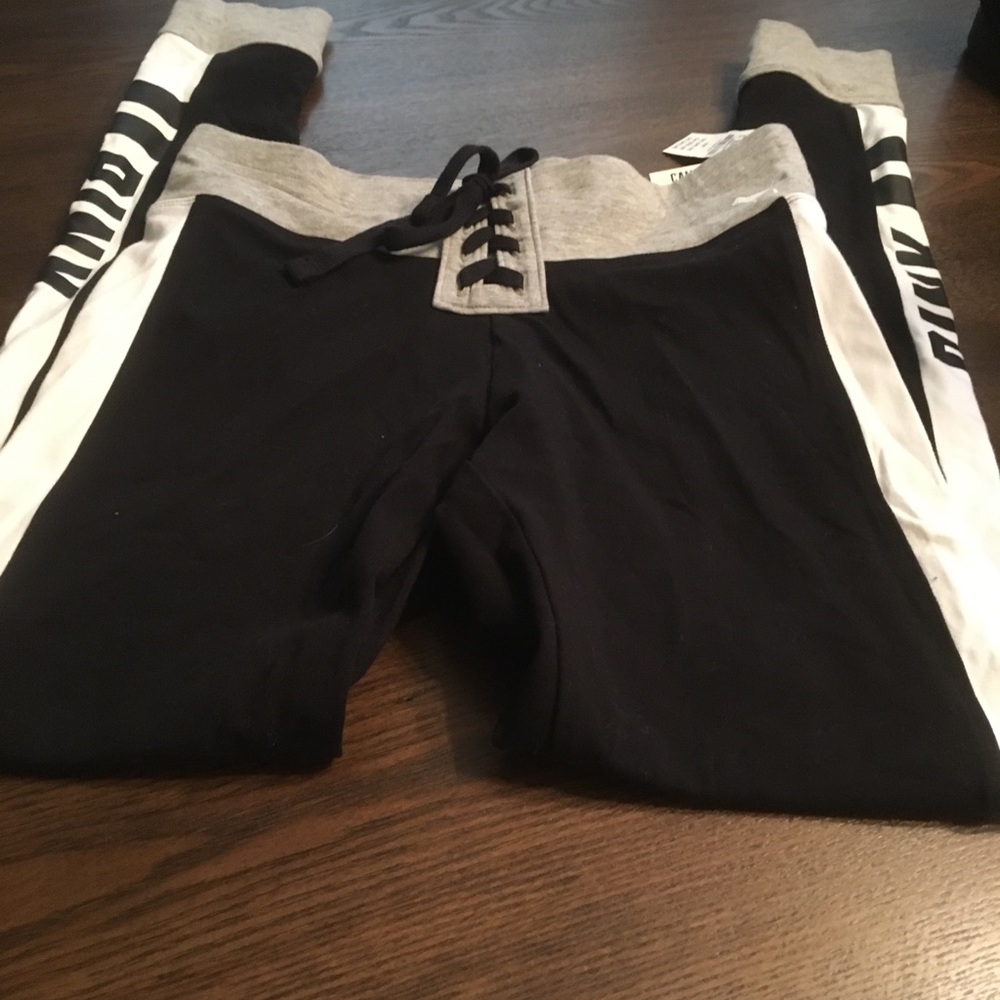 New with tags Campus leggings